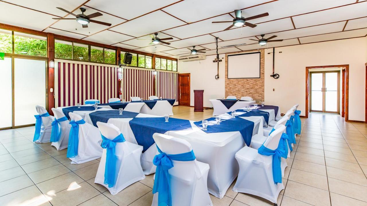 Hotel Villas Rio Mar Dominical Exterior photo
