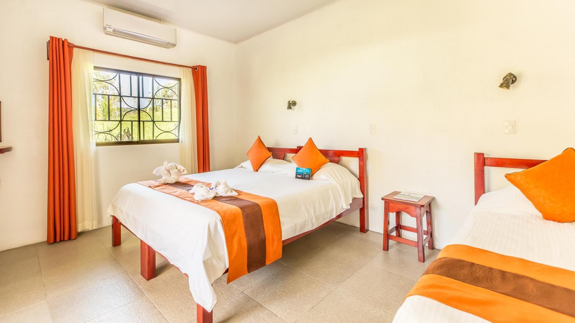 Hotel Villas Rio Mar Dominical Room photo