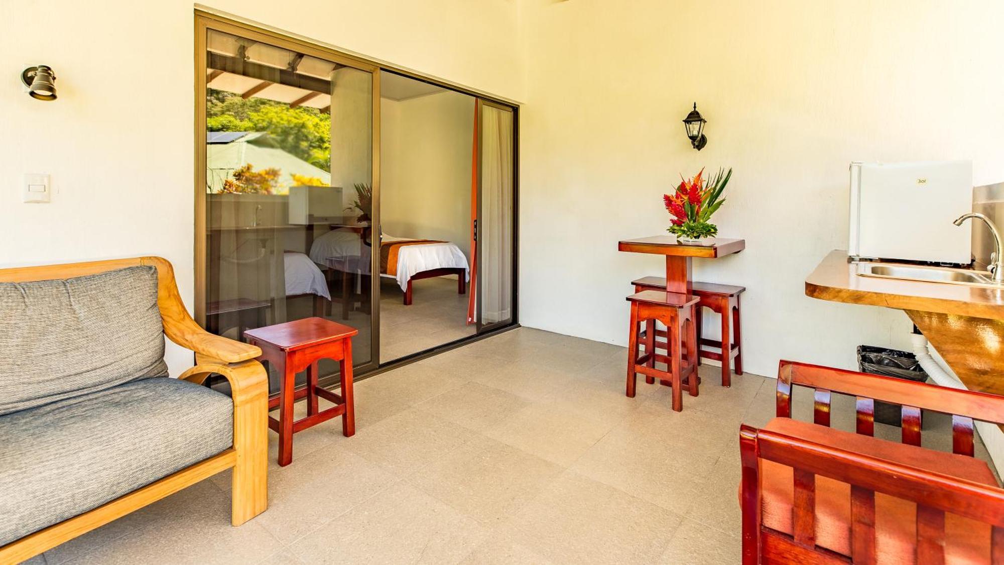 Hotel Villas Rio Mar Dominical Room photo